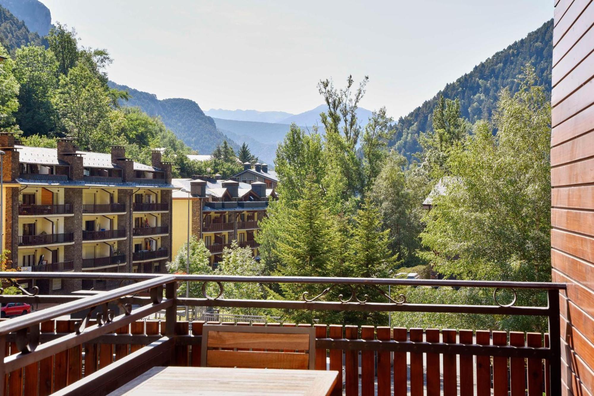 Nh Collection Andorra Palome Hotell Erts Eksteriør bilde