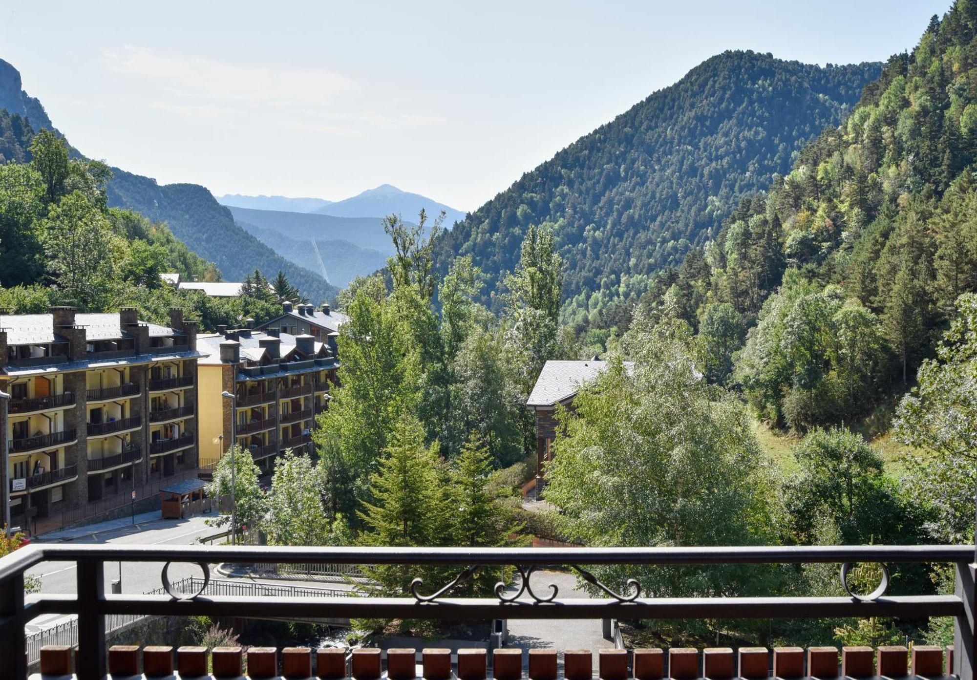 Nh Collection Andorra Palome Hotell Erts Eksteriør bilde